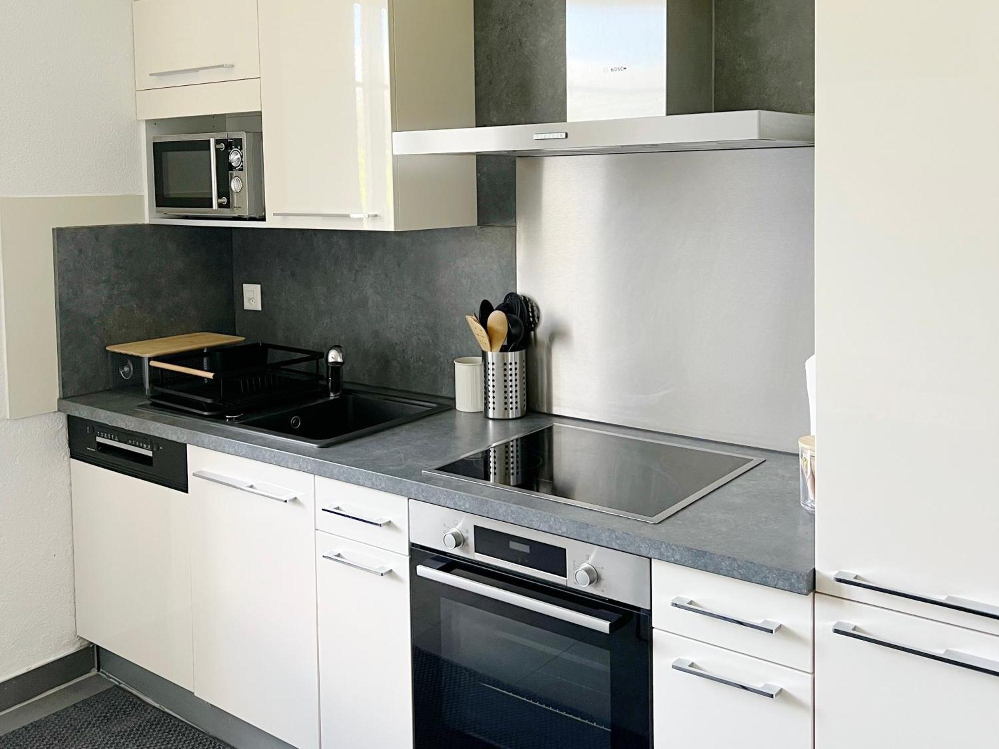 Montreux Riviera Suite Waterfront 3 Bedrooms Private Parking Zewnętrze zdjęcie